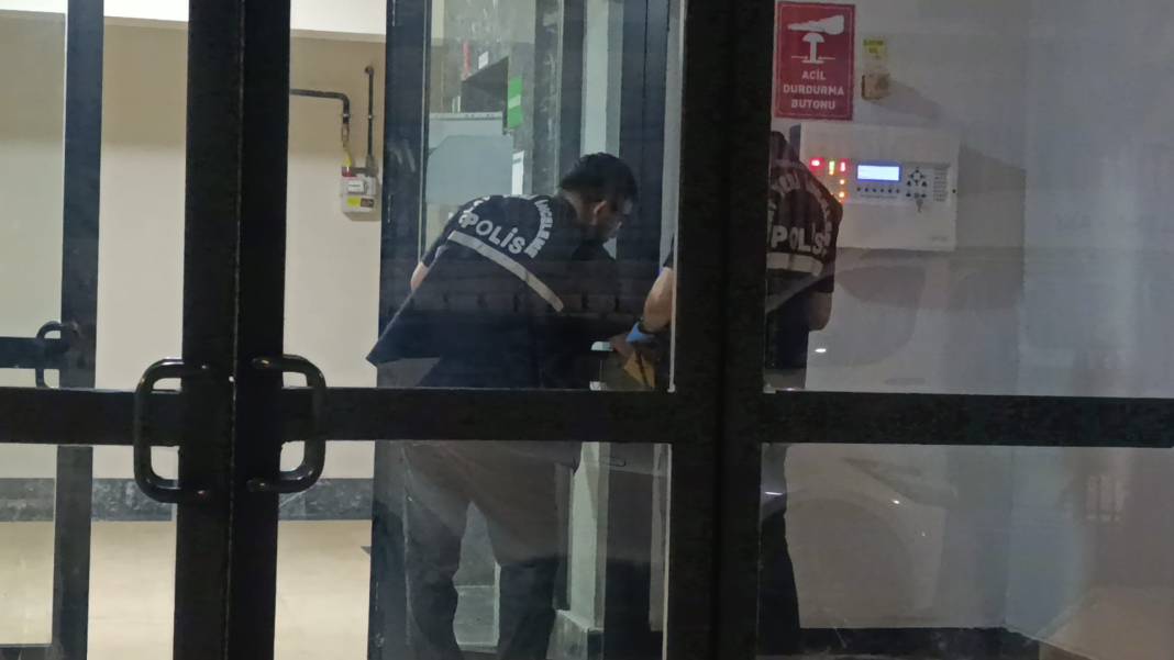 Kayınpederi, damadı bıçaklayarak öldürdü 7